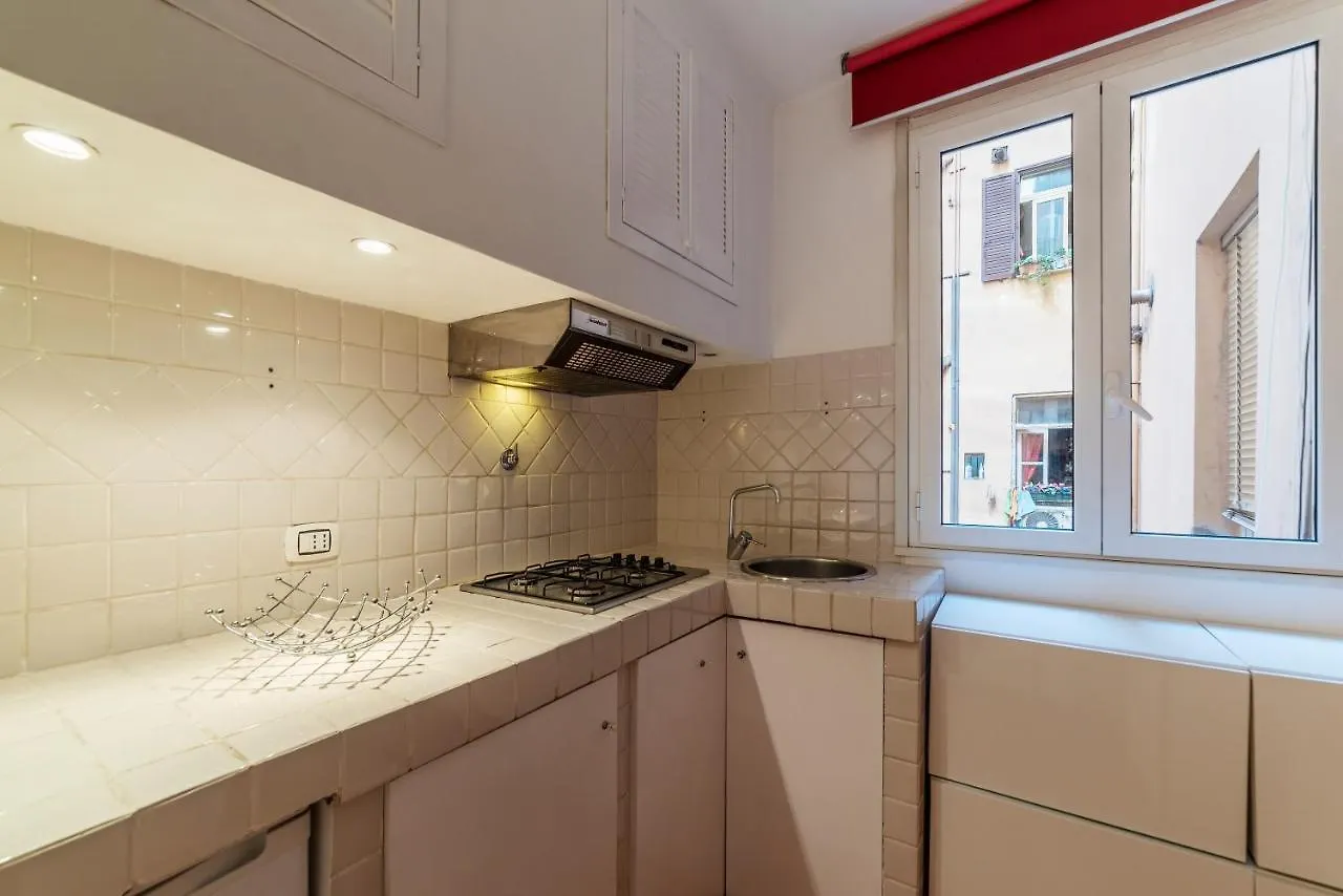 רומא Trastevere & San Cosimato Studio Flat איטליה