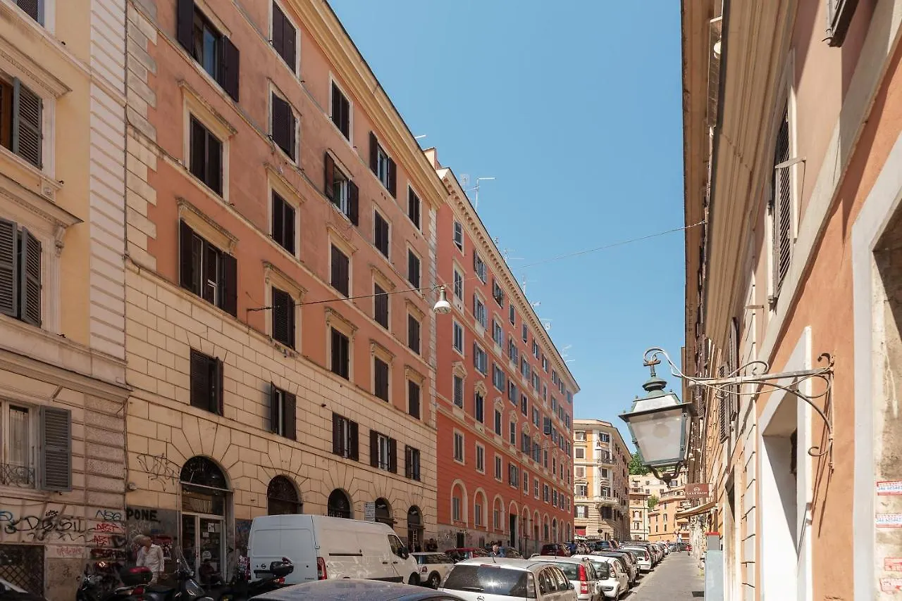 Trastevere & San Cosimato Studio Flat Rome Apartment